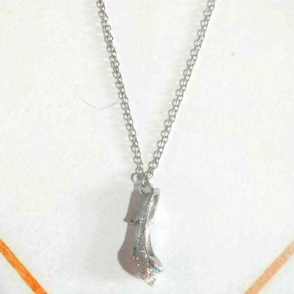 Cinderella Live Action Book & Glass Slipper Necklace - Picture 4 of 8